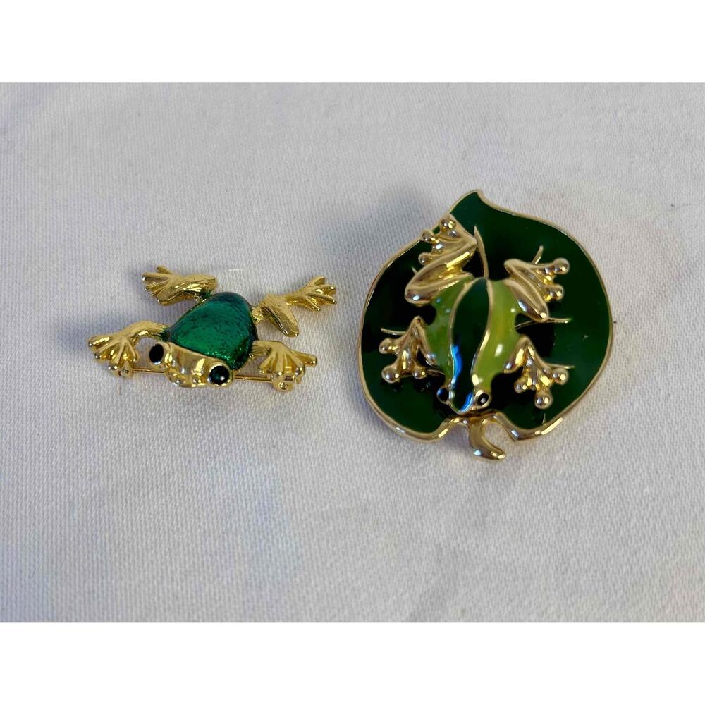 Vintage Green Enamel Frog Gold Tone Animal Themed Brooch Pin Unisex